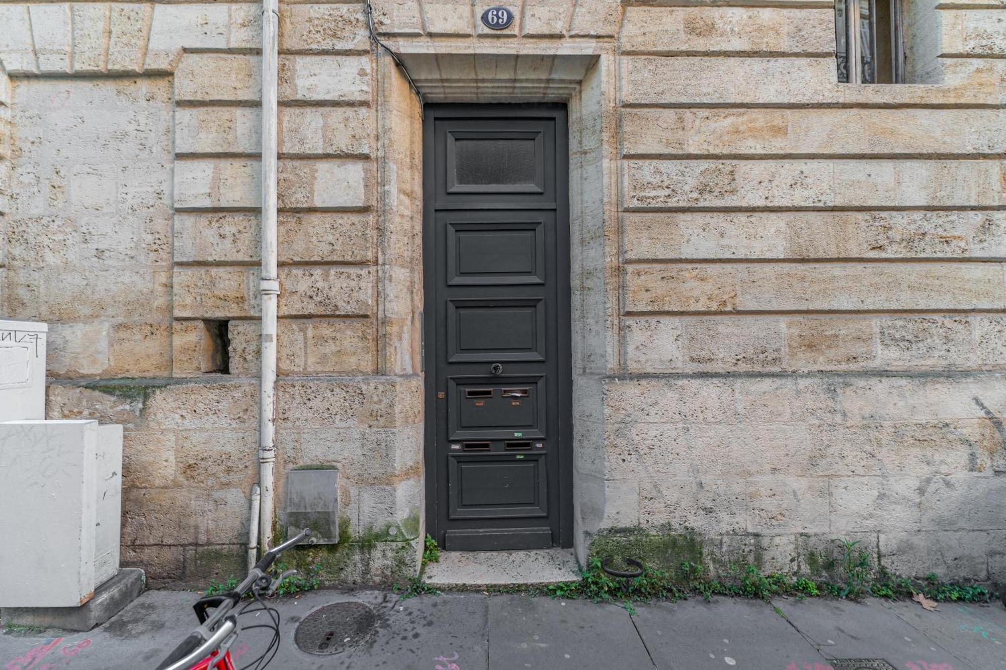 Superbe Appartement De 2 Chambres Au Coeur Du Quartier Gambetta Bordeaux Luaran gambar