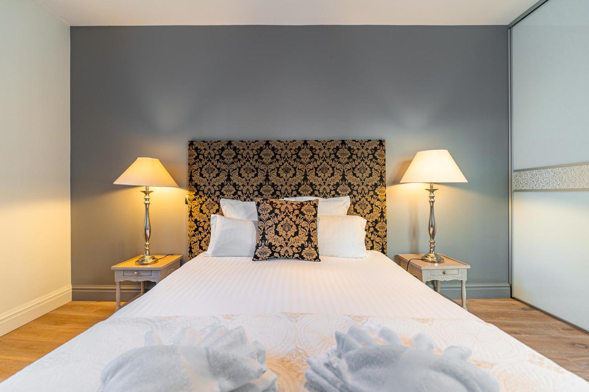 Superbe Appartement De 2 Chambres Au Coeur Du Quartier Gambetta Bordeaux Luaran gambar
